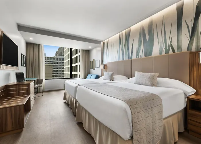 Отель Riu Plaza 4*
